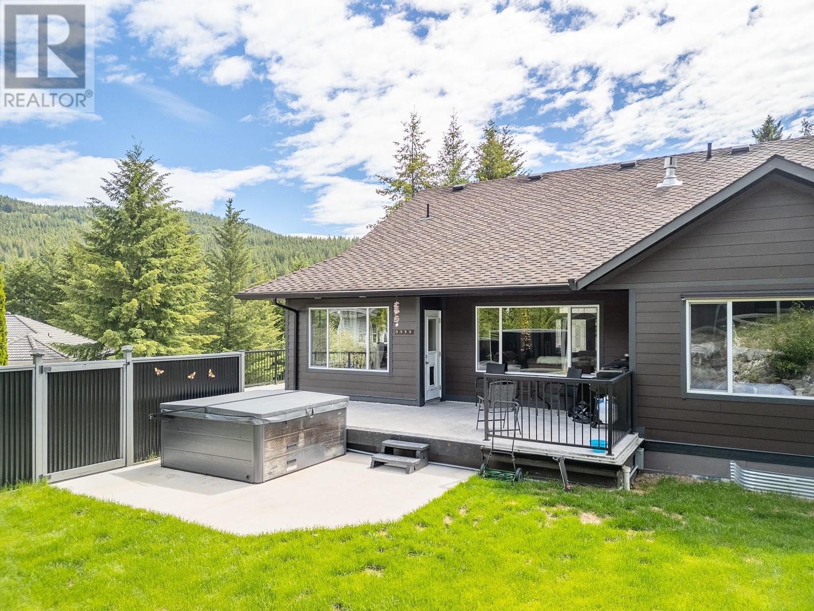 2593 Glenmount Place Property Photo 41