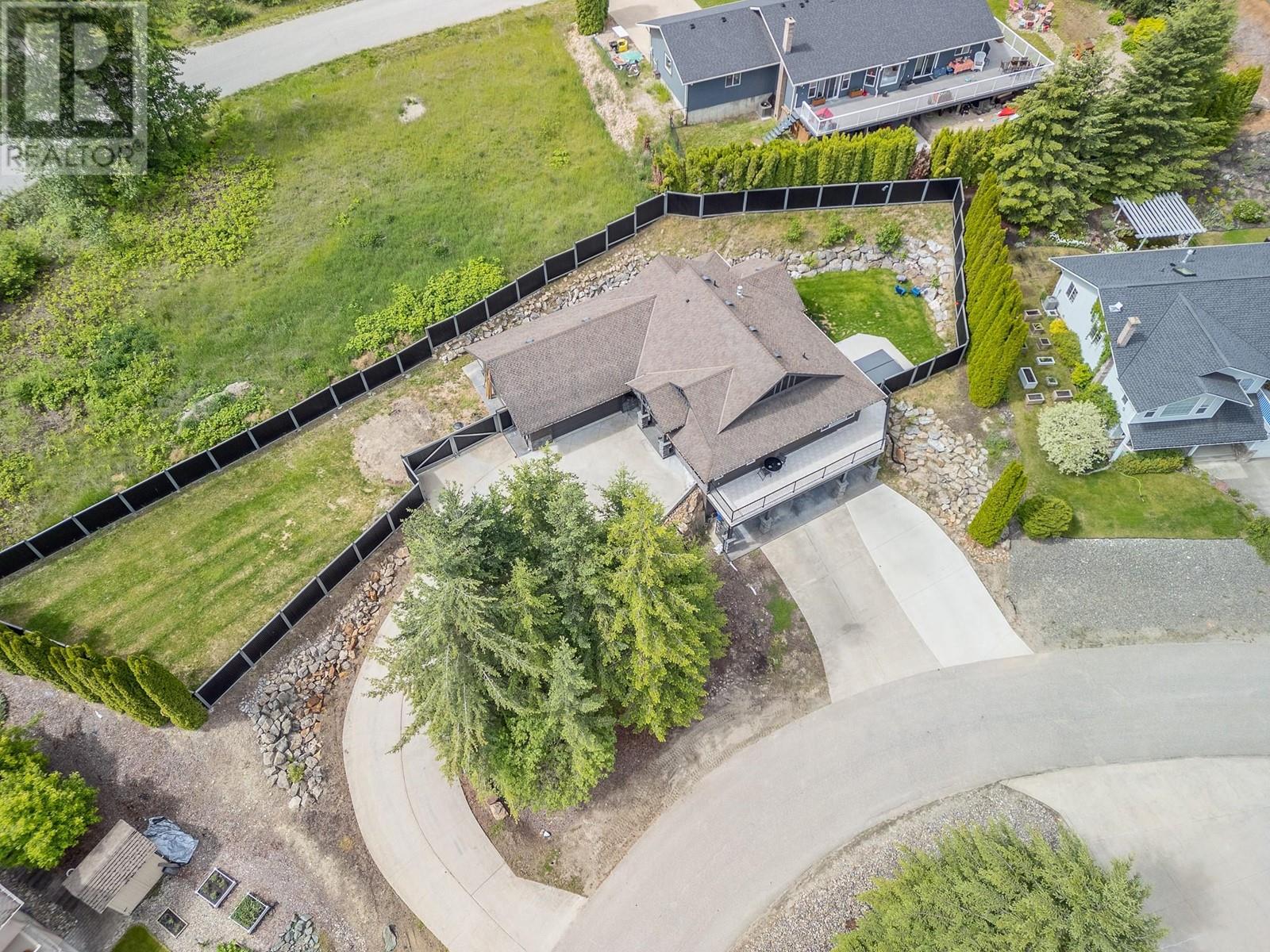 2593 Glenmount Place Property Photo 43