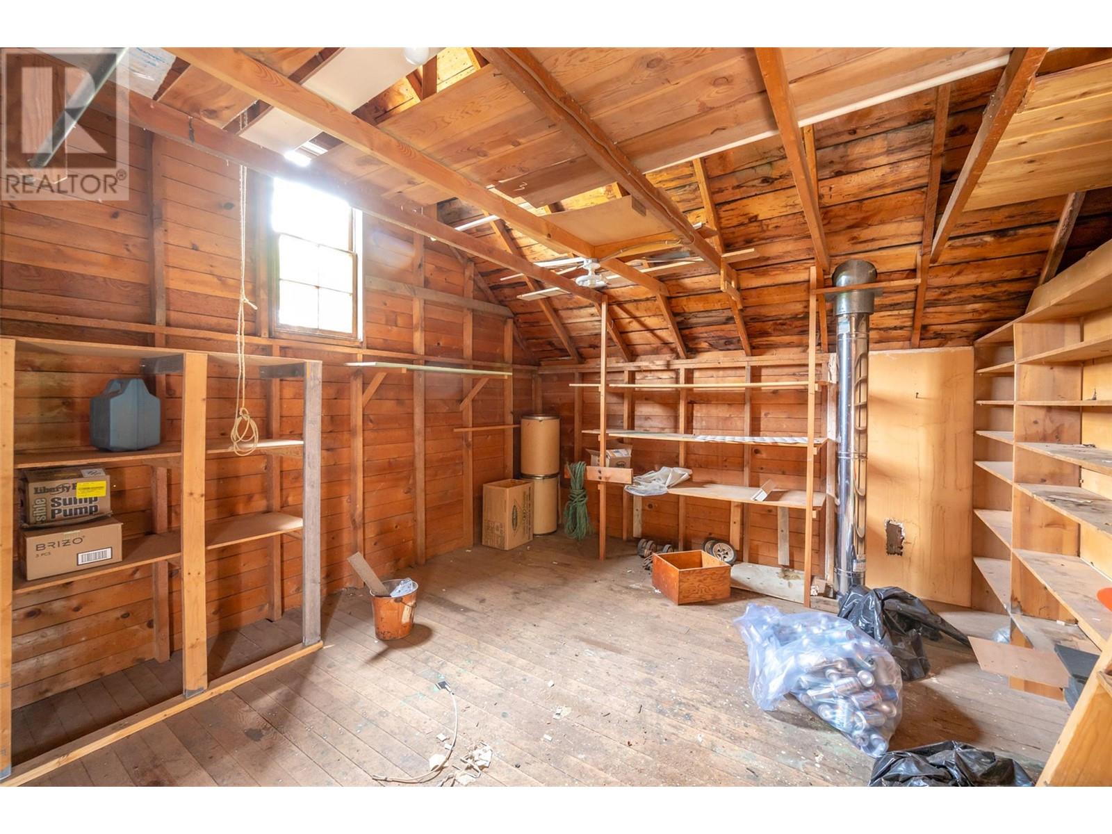 15018 Vanderburgh Avenue Property Photo 50