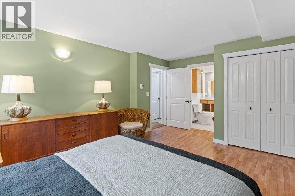 4170 Lake Avenue Property Photo 12