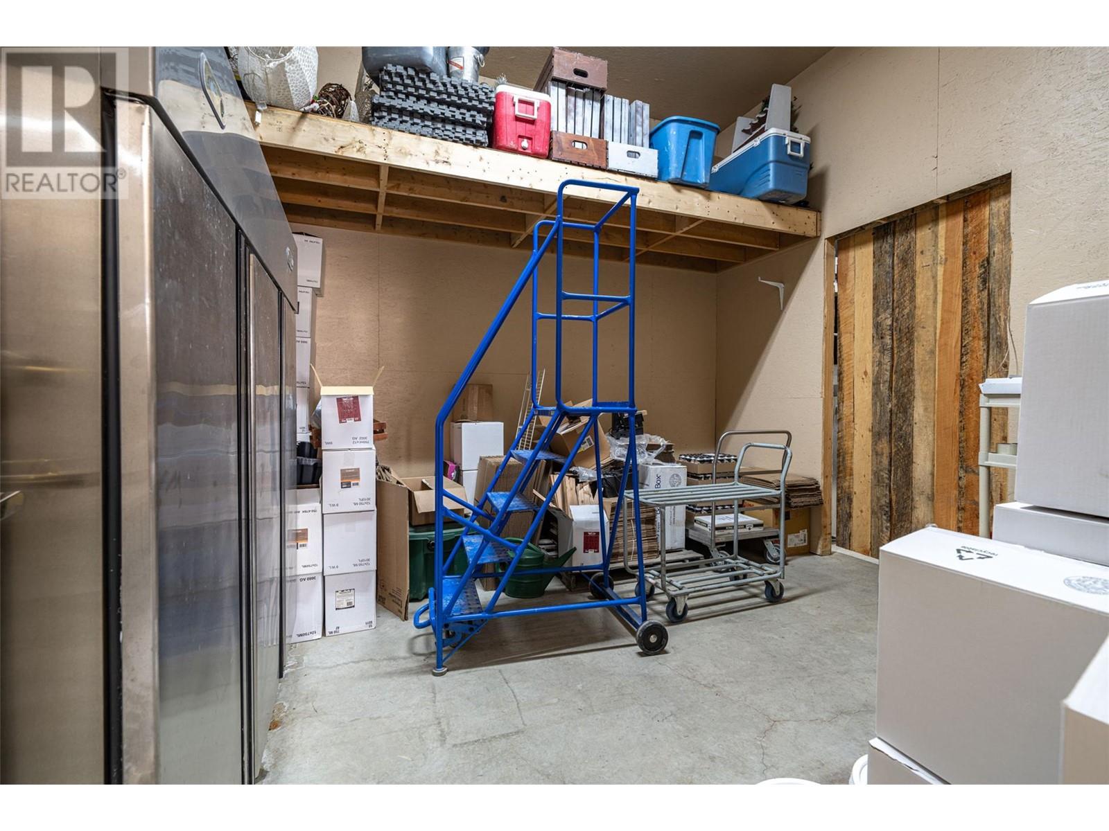 Business Only Property Photo 8