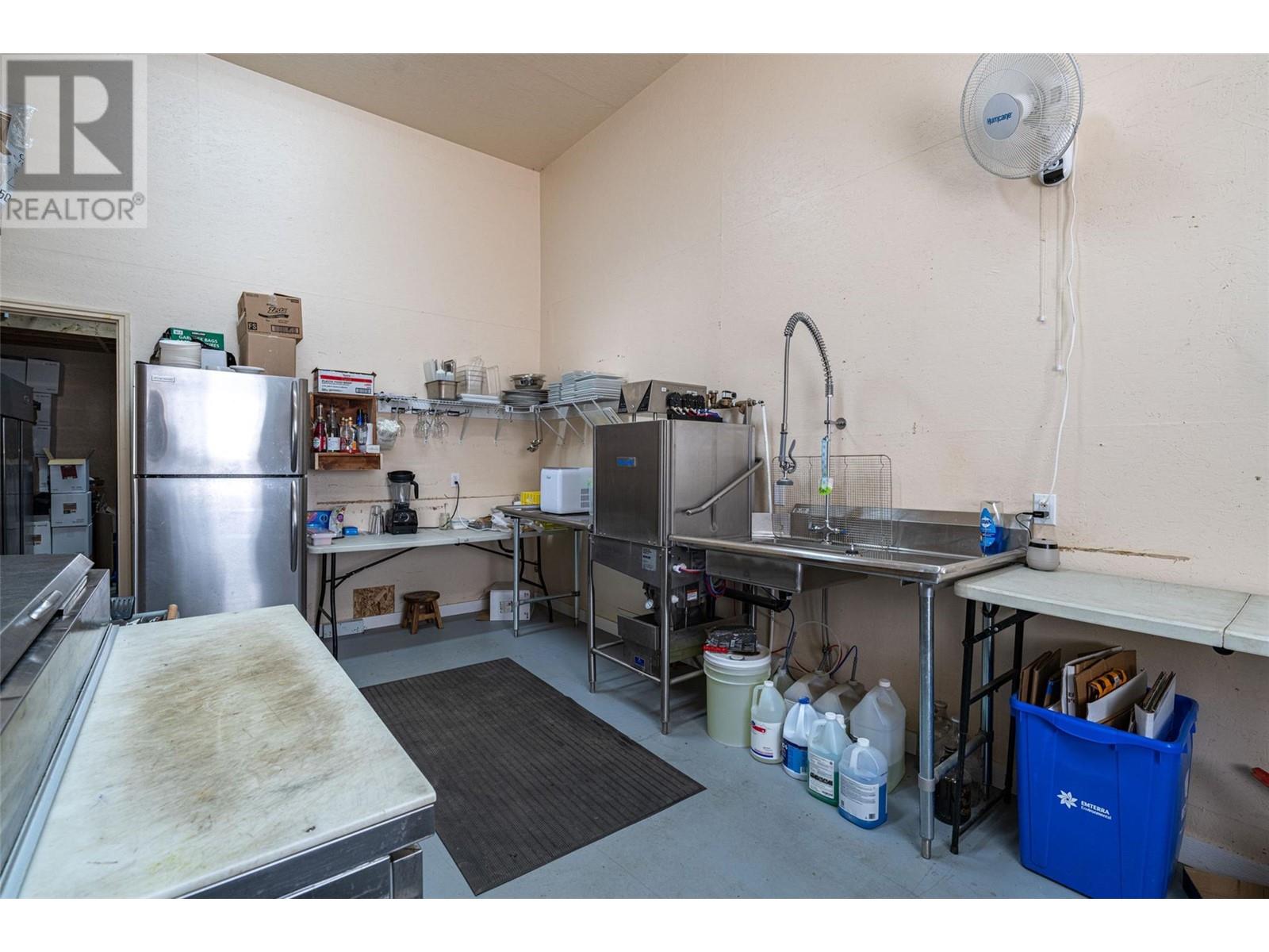 Business Only Property Photo 11