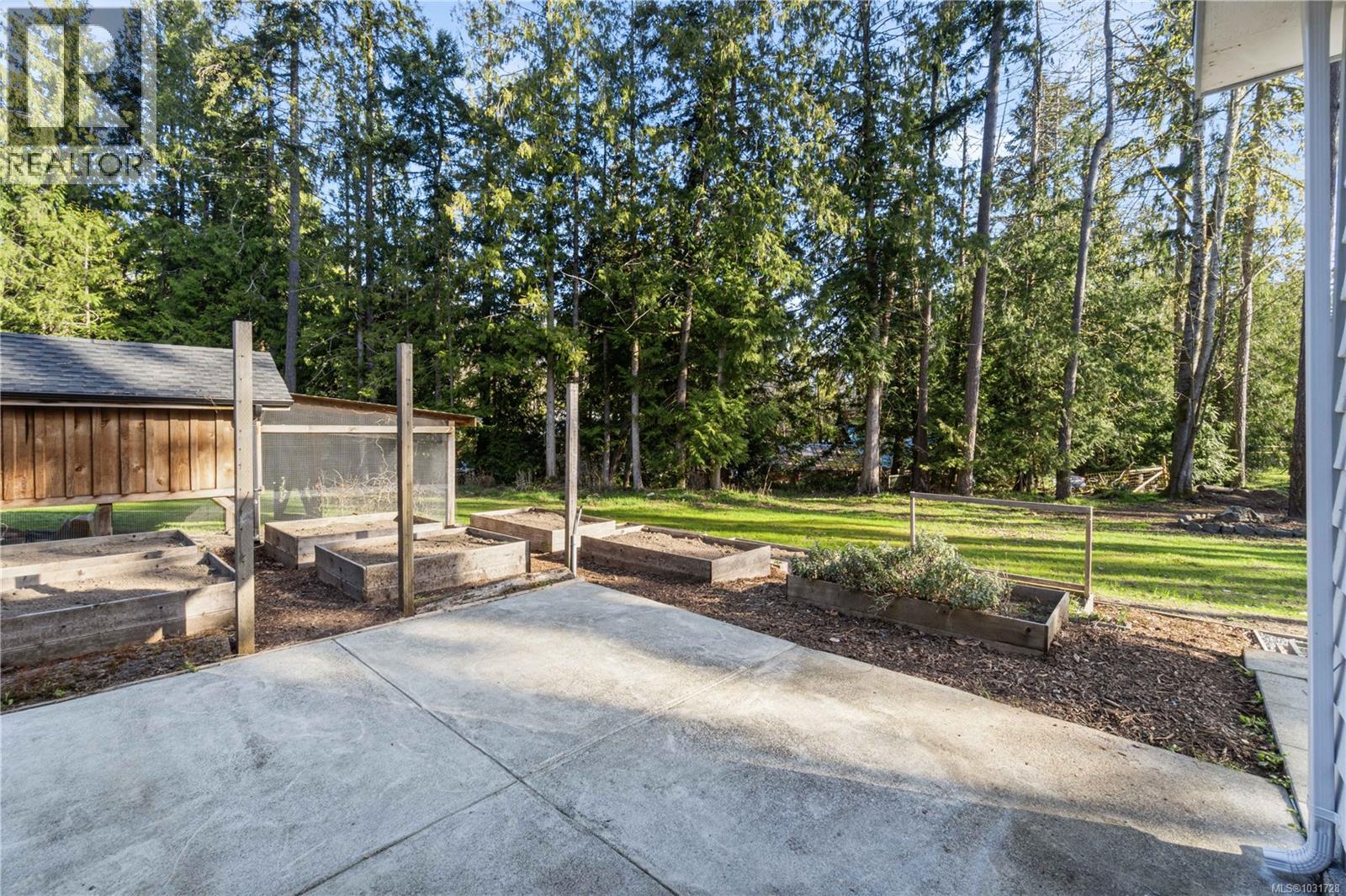 1007 Fabrick Dr Property Photo 24