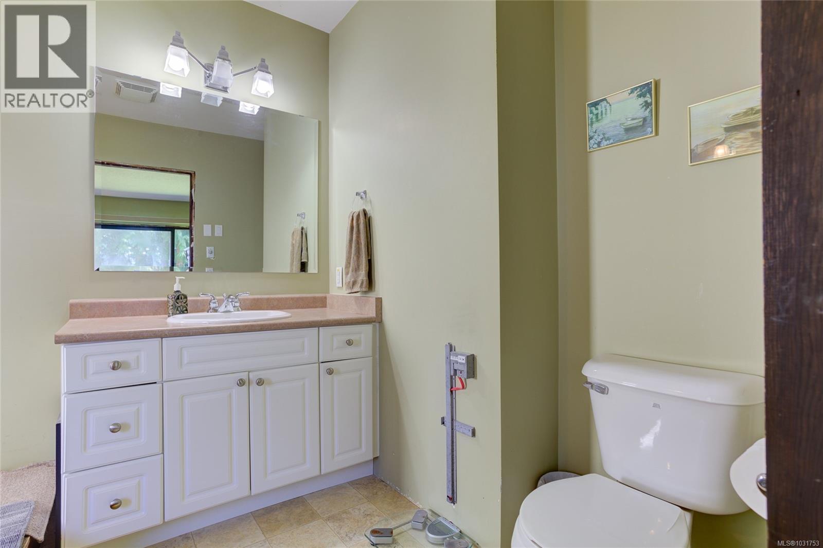 7774 Sunset Dr Property Photo 20