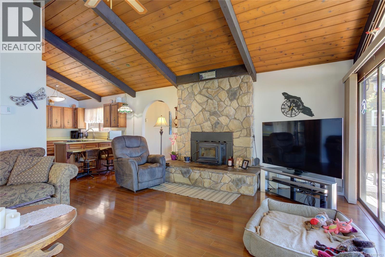 7774 Sunset Dr Property Photo 32