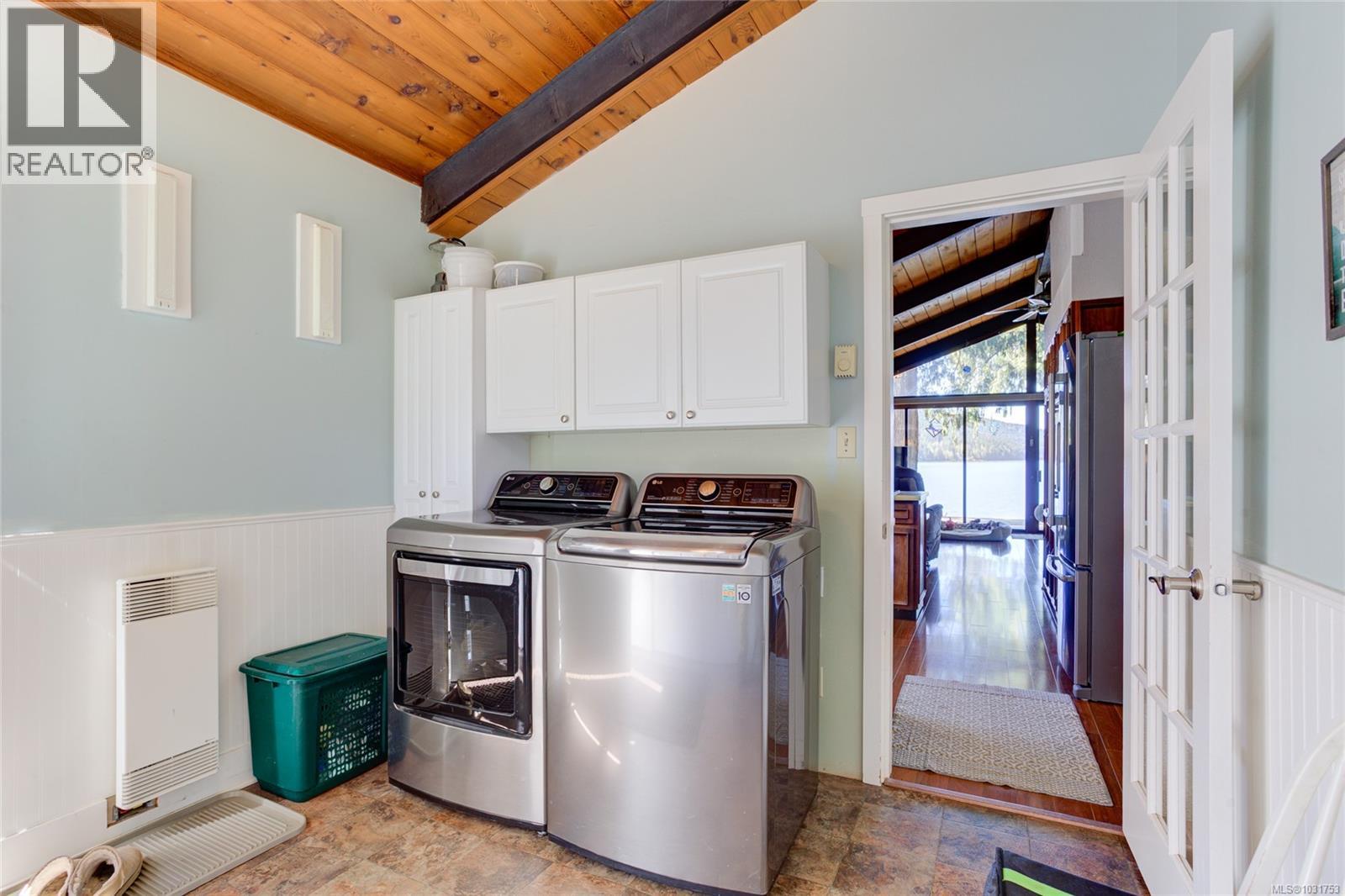 7774 Sunset Dr Property Photo 37
