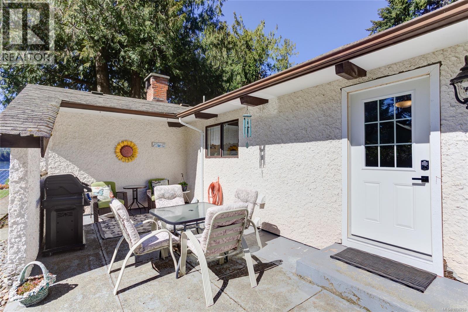 7774 Sunset Dr Property Photo 39