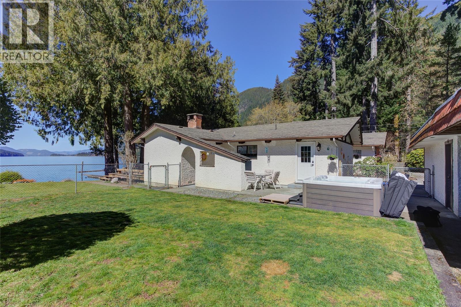 7774 Sunset Dr Property Photo 40