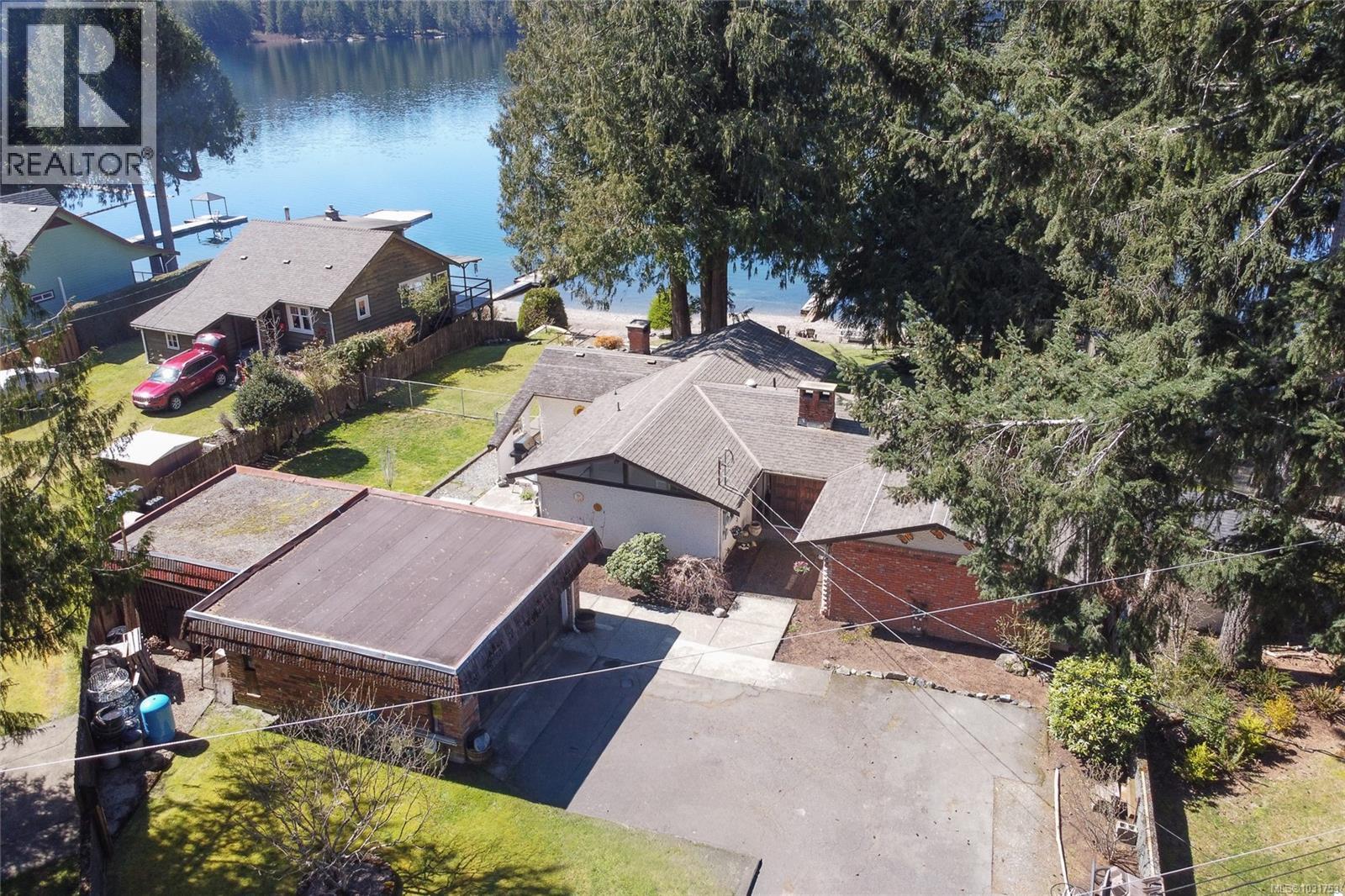 7774 Sunset Dr Property Photo 58
