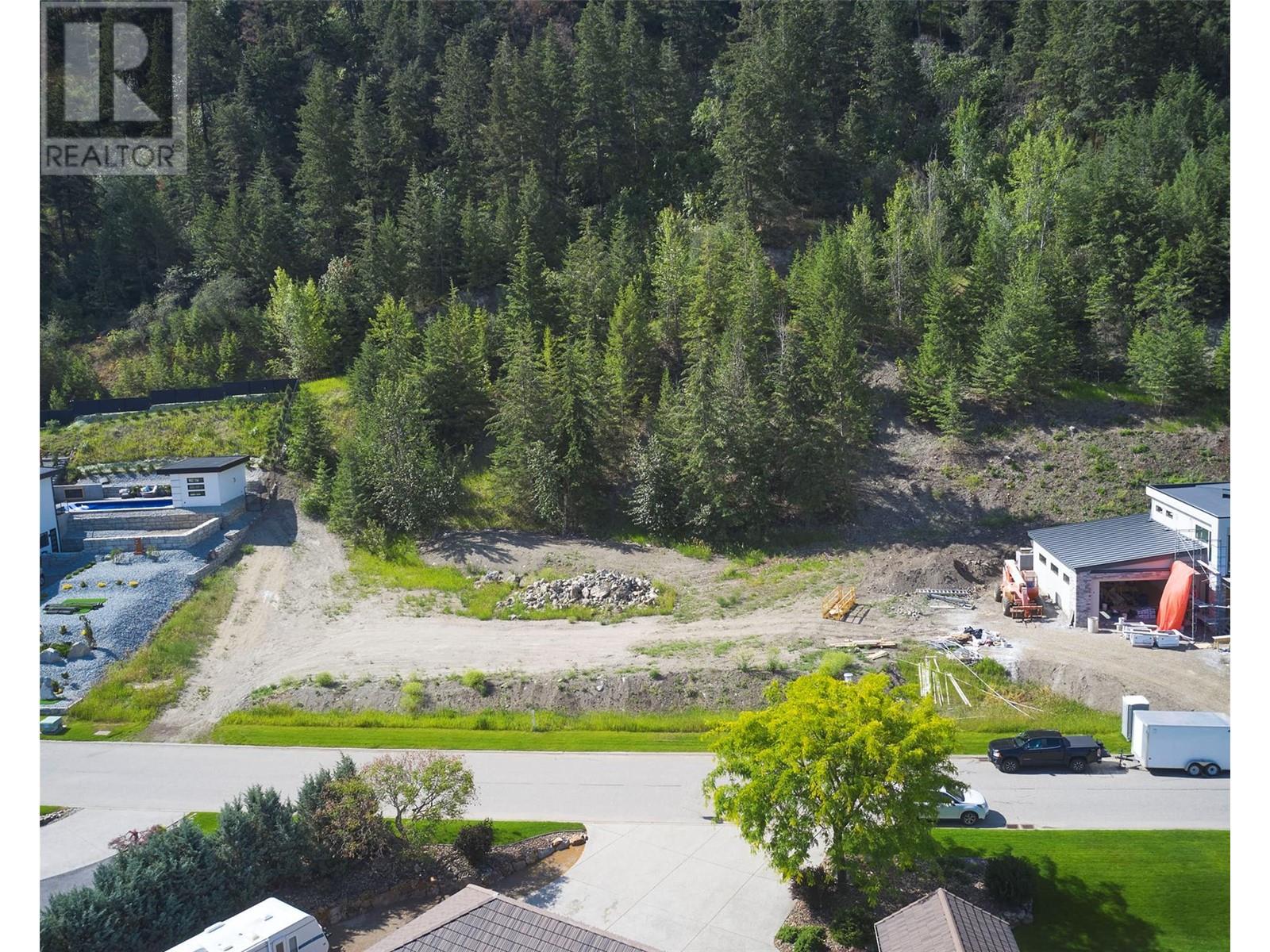152 Sunset Boulevard Property Photo 3