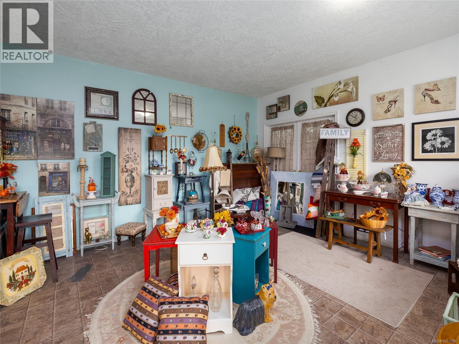 1 1587 Joan Ave Property Photo 7