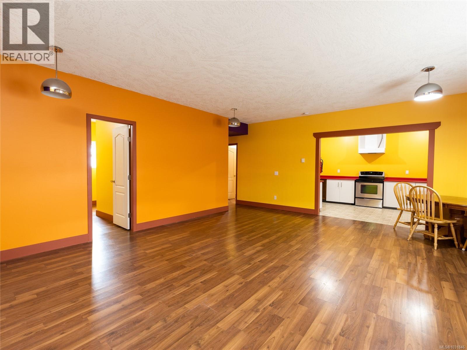 1 1587 Joan Ave Property Photo 9