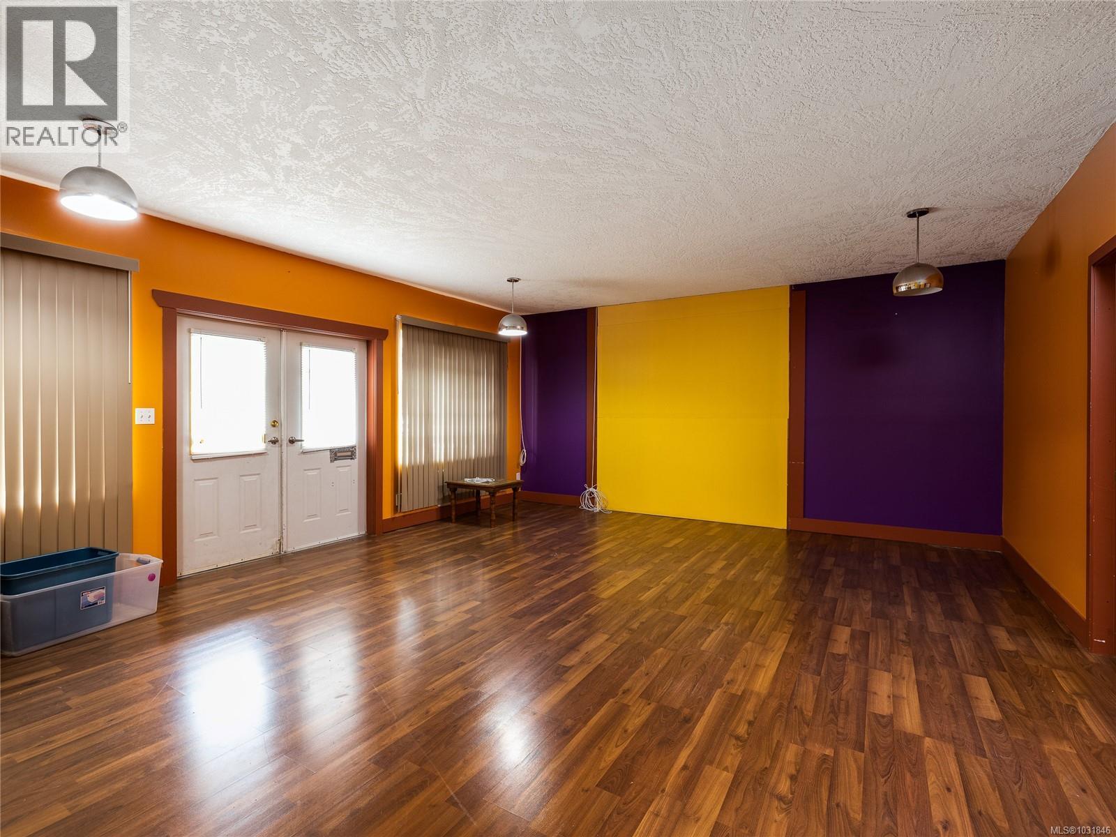 1 1587 Joan Ave Property Photo 12