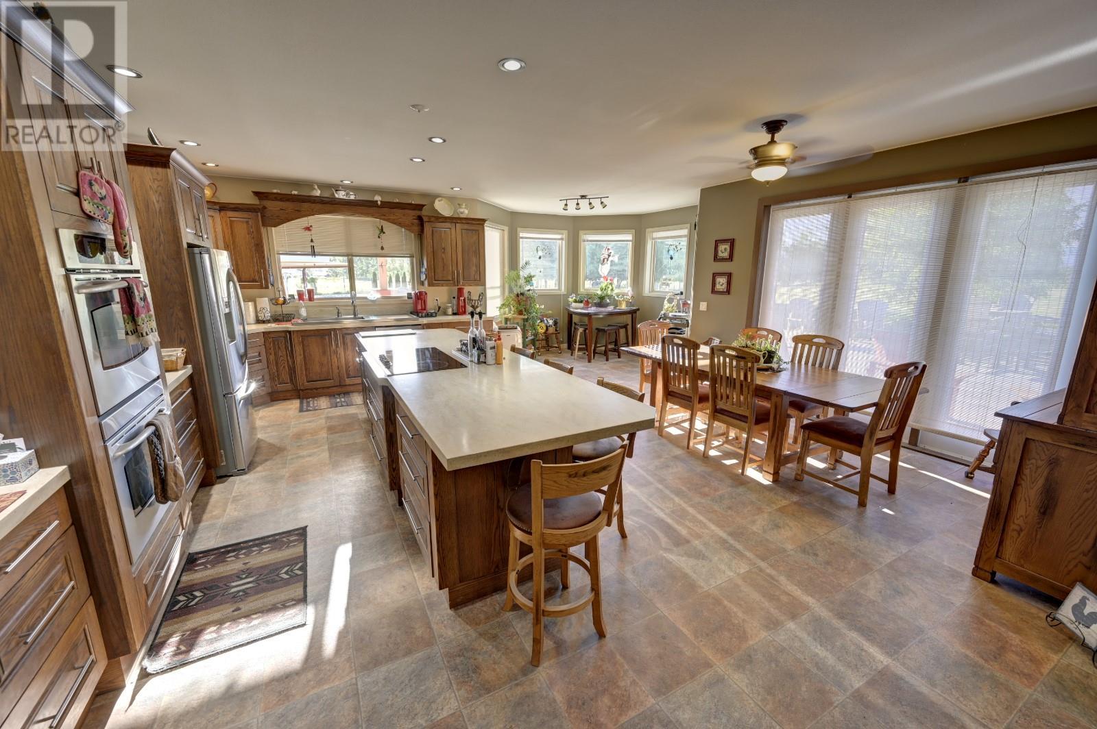 8705 Road 22 Road Property Photo 10