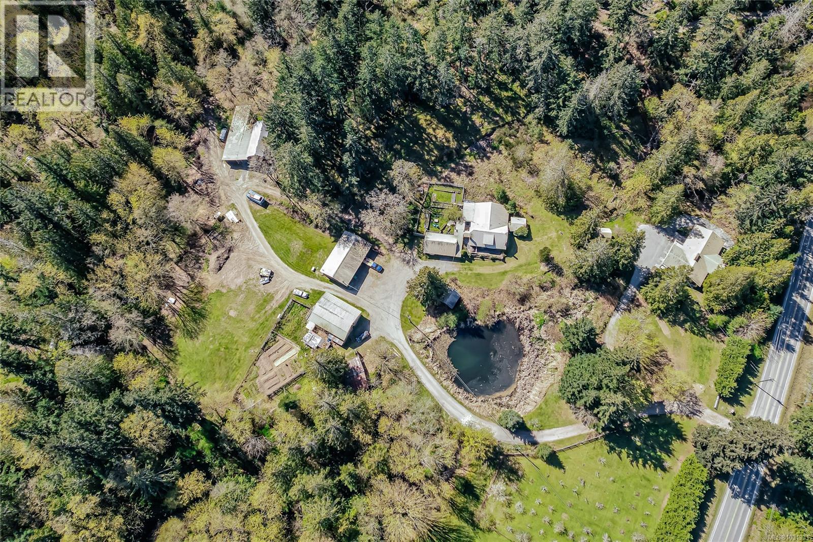 1671 Fulford-Ganges Rd