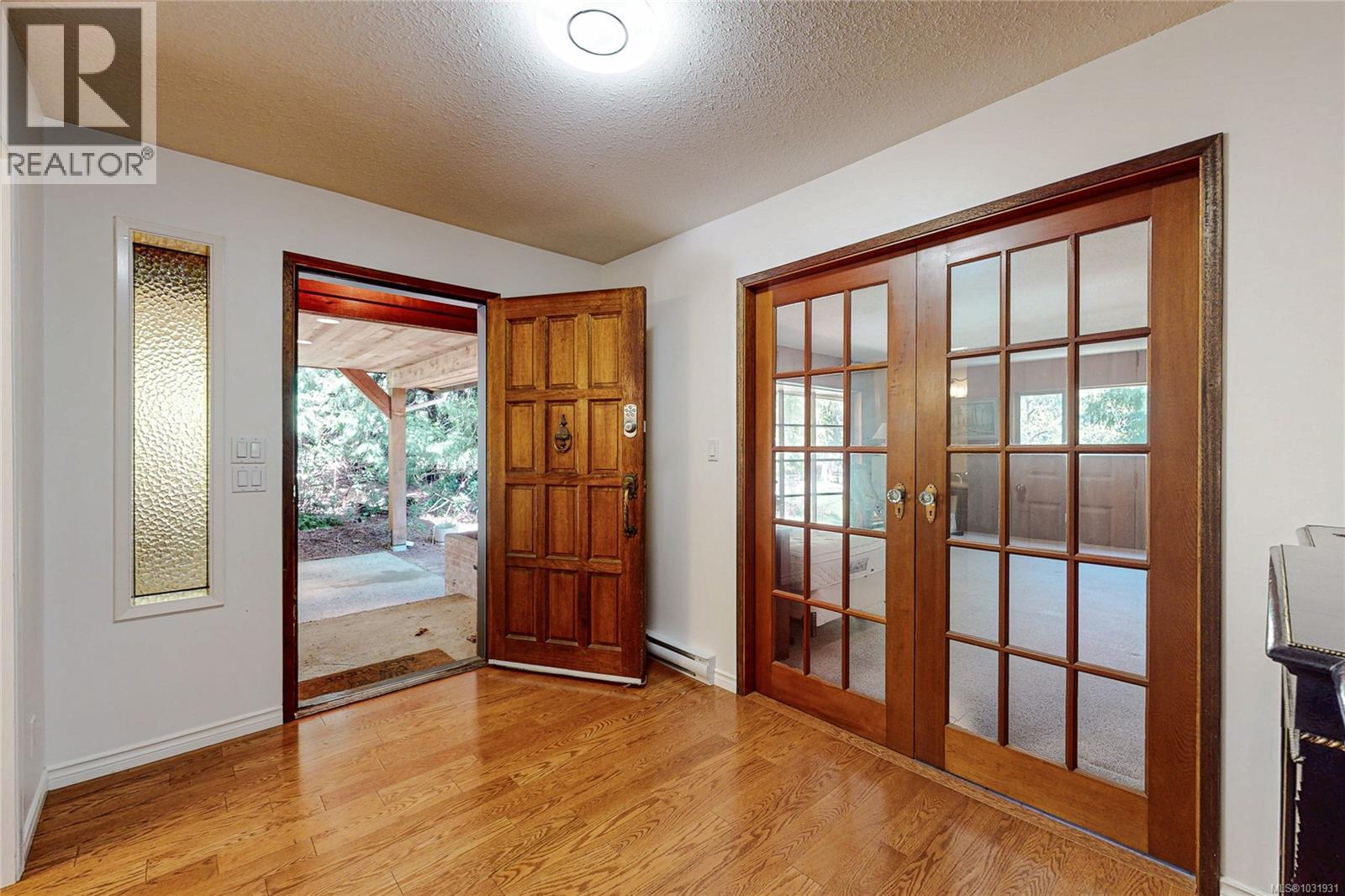1671 Fulford-ganges Rd Property Photo 17