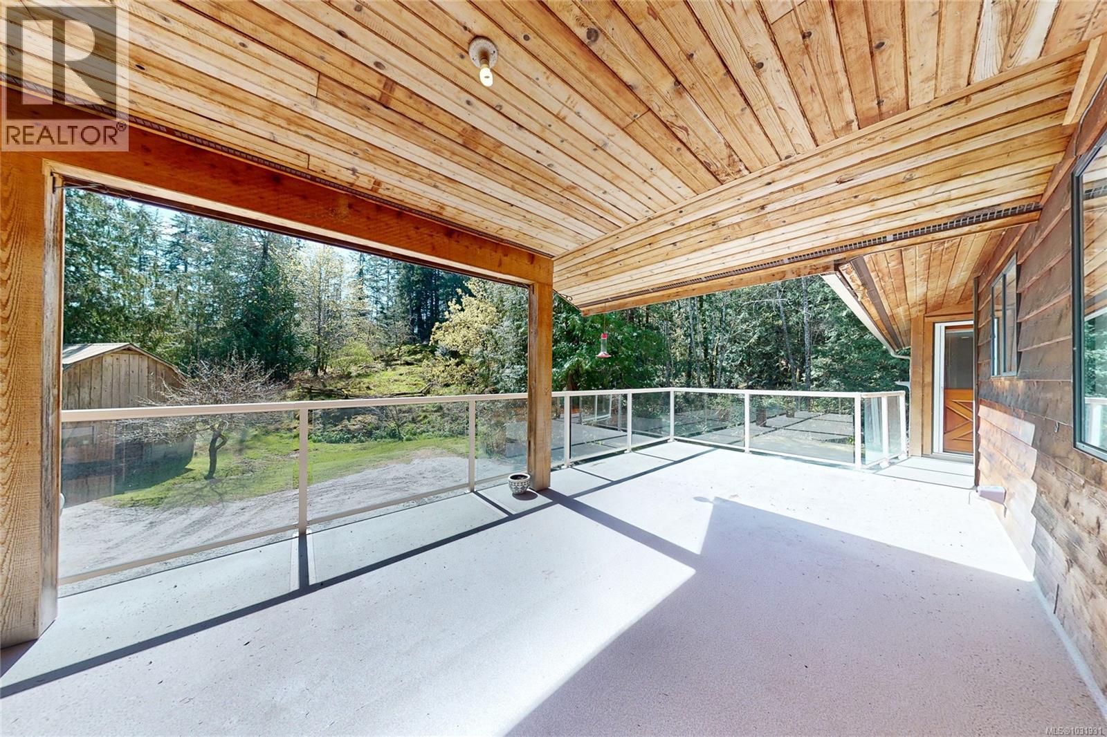1671 Fulford-ganges Rd Property Photo 24