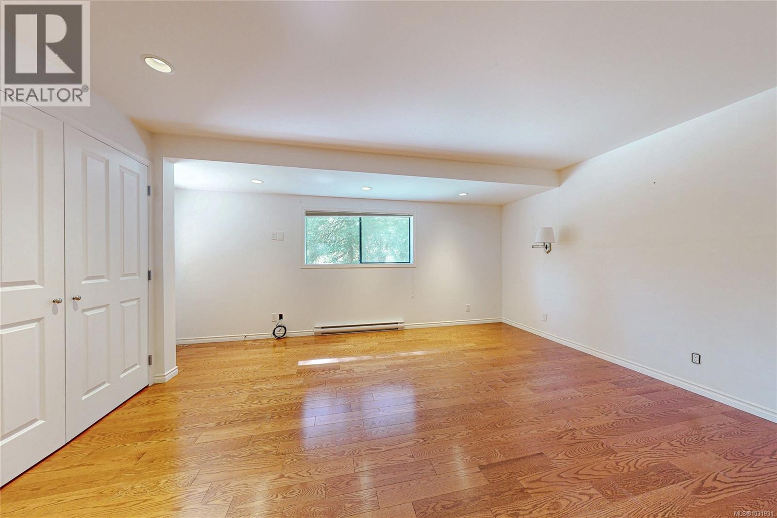 1671 Fulford-ganges Rd Property Photo 28