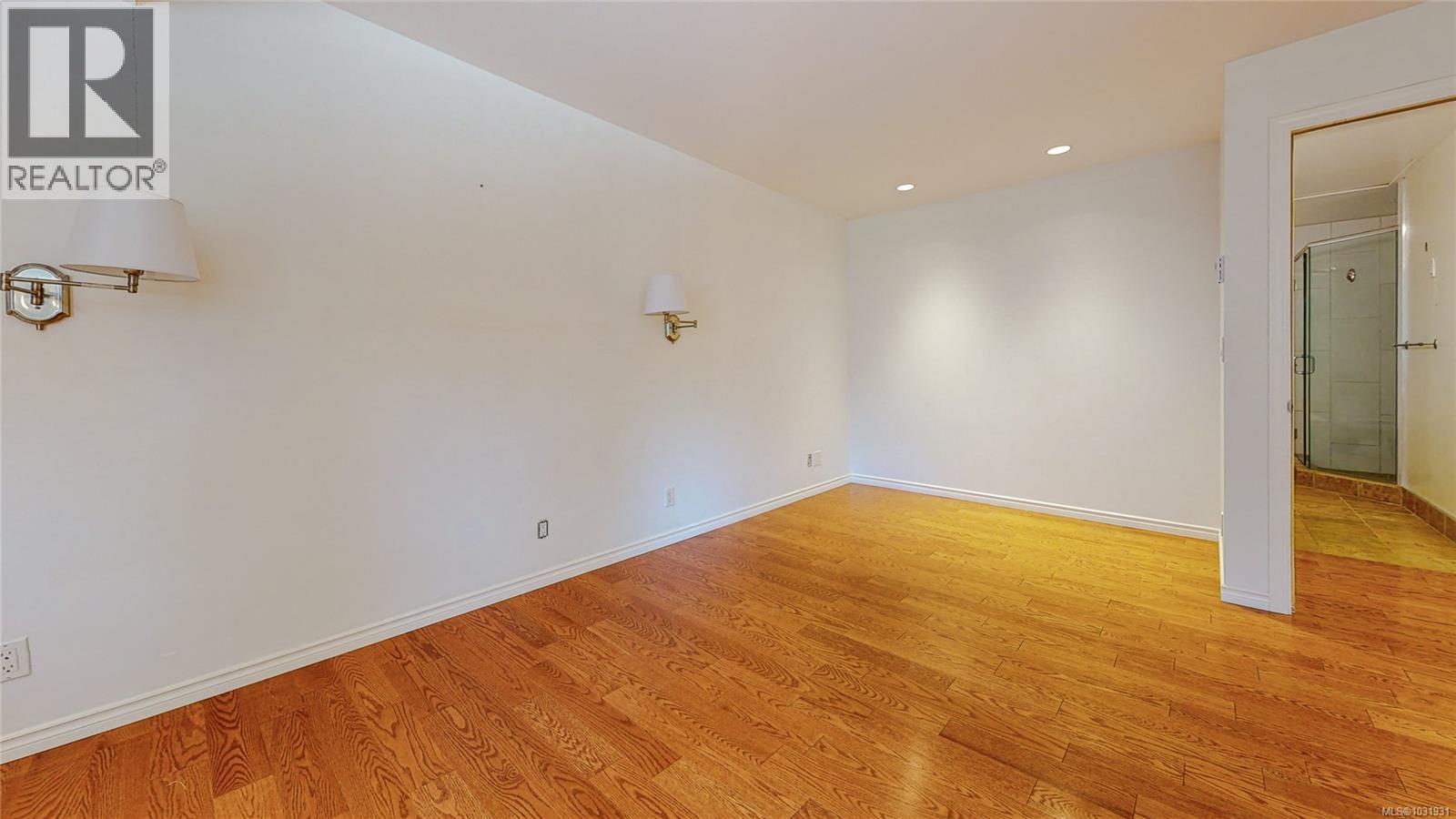 1671 Fulford-ganges Rd Property Photo 29