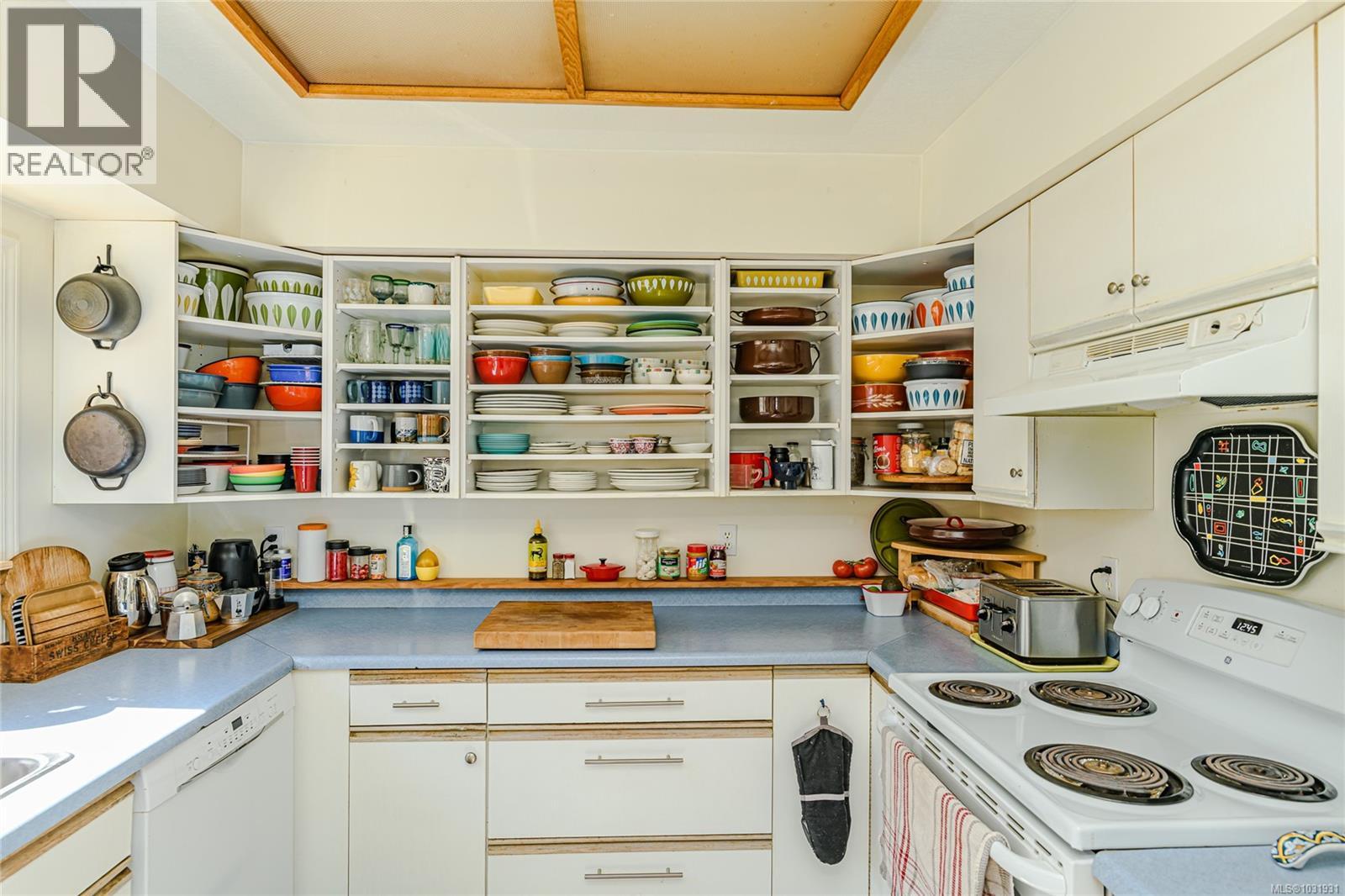 1671 Fulford-ganges Rd Property Photo 36