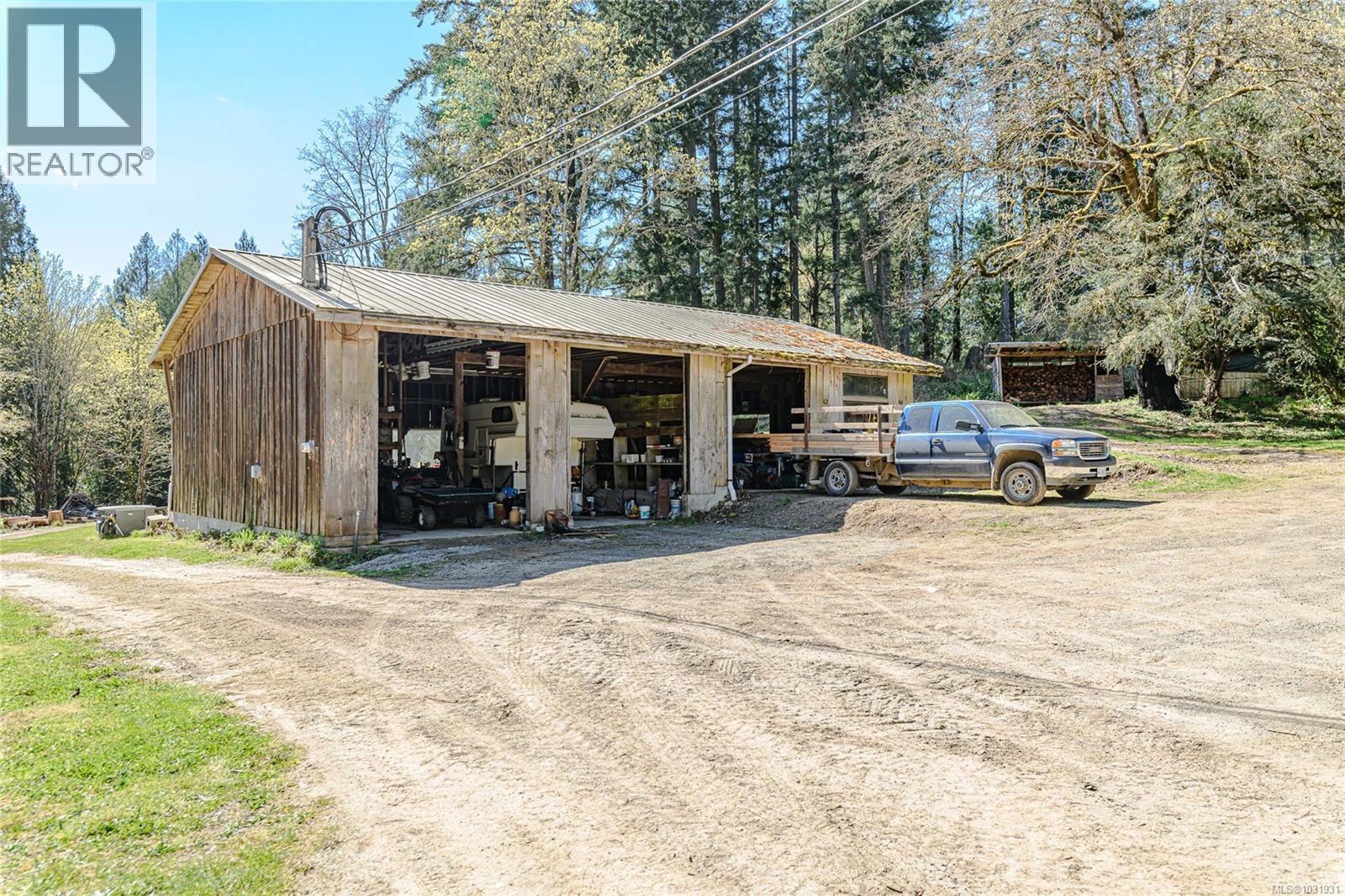 1671 Fulford-ganges Rd Property Photo 61