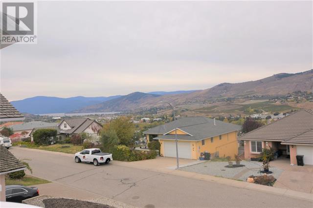 4904 Valleyview Place Property Photo 4