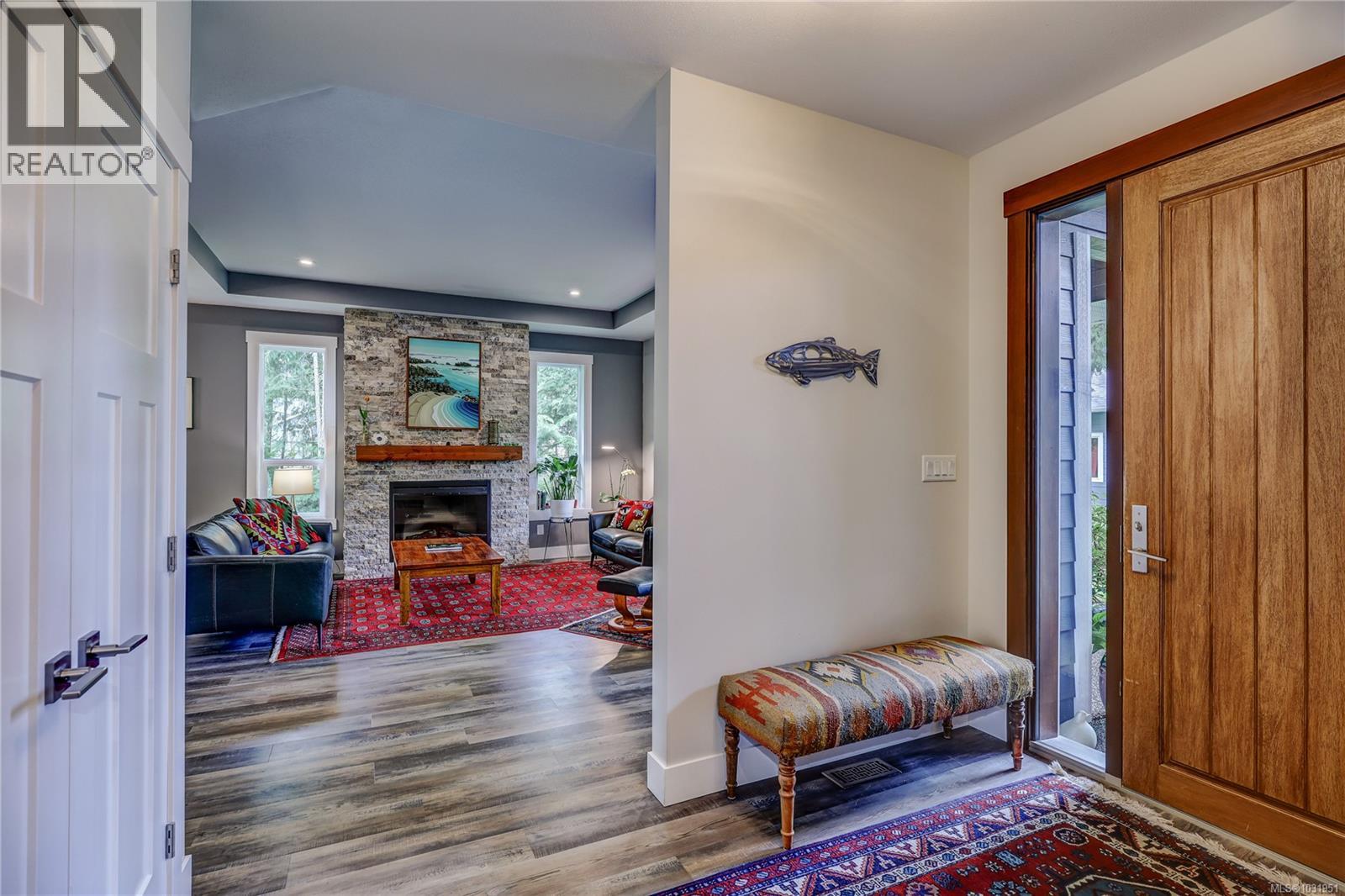1868 Galvin Pl Property Photo 2