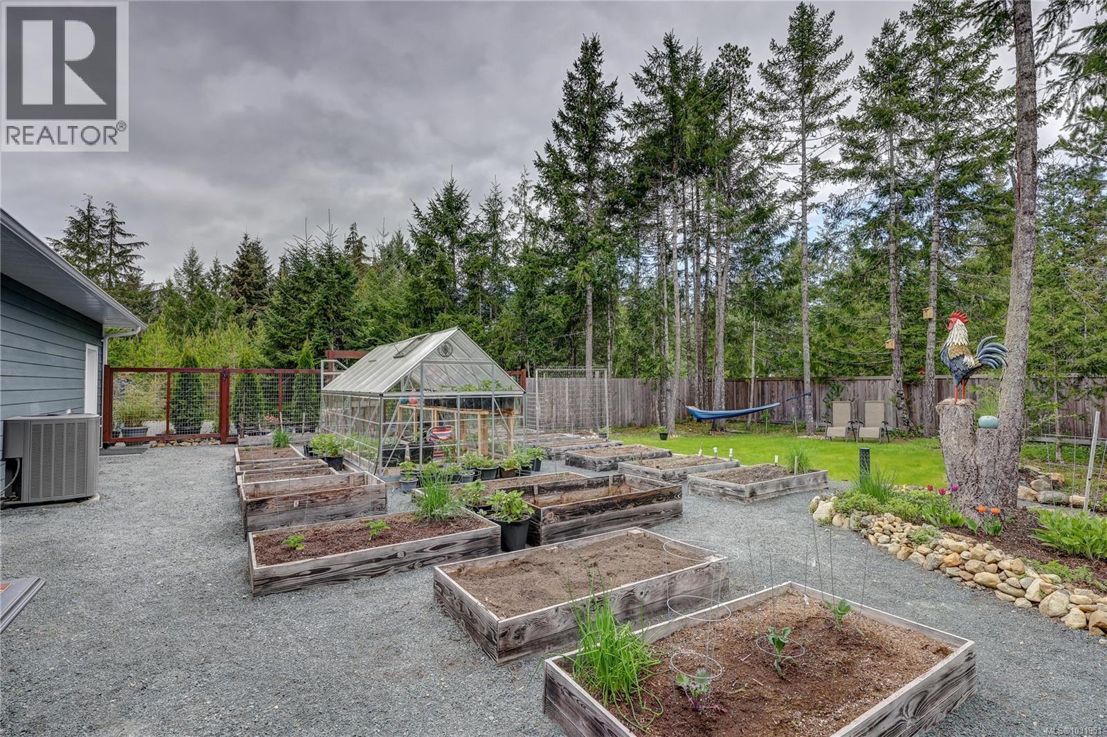 1868 Galvin Pl Property Photo 8