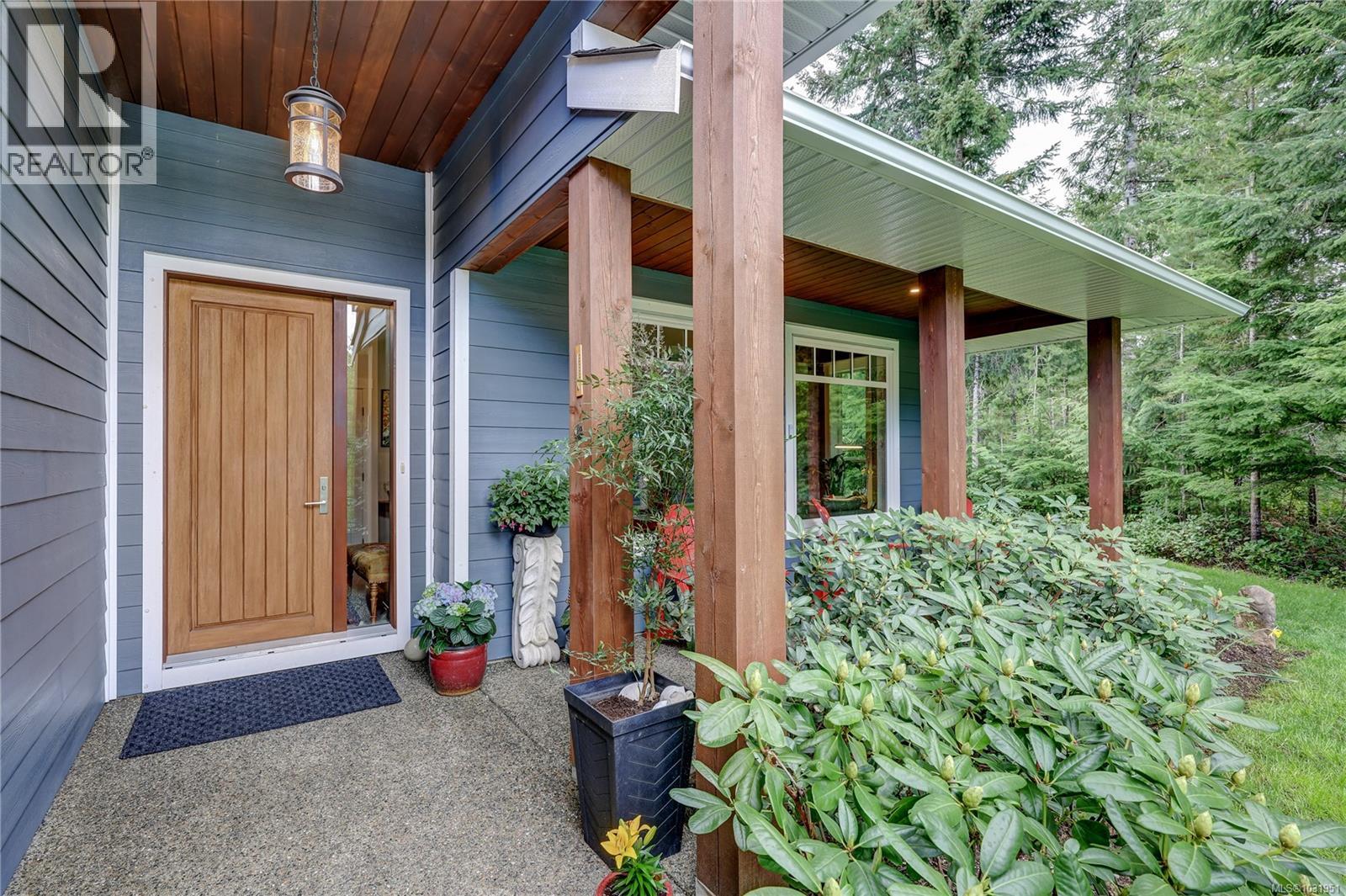 1868 Galvin Pl Property Photo 14