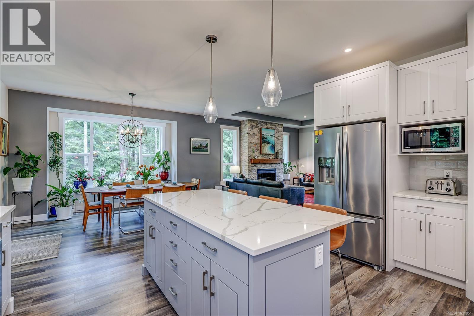 1868 Galvin Pl Property Photo 18