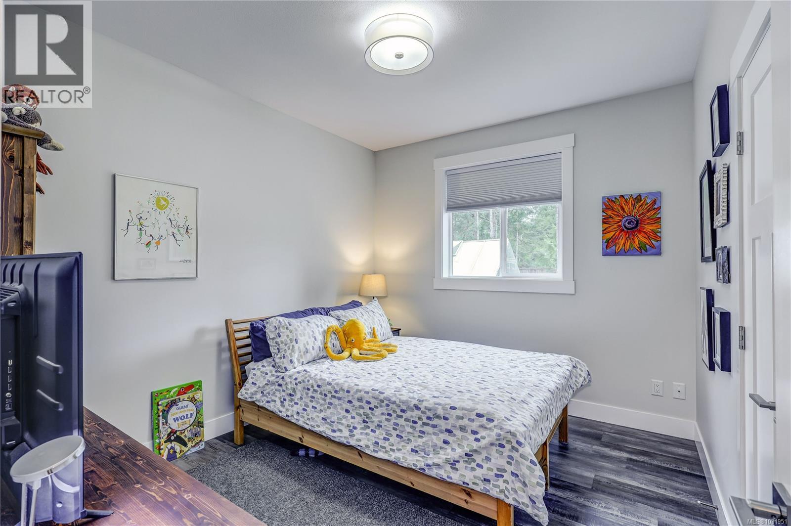 1868 Galvin Pl Property Photo 27