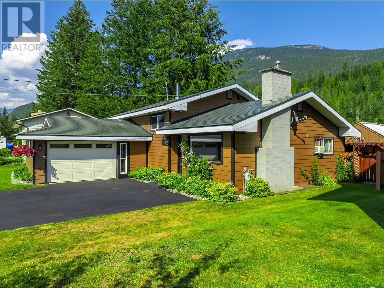 358 Pearkes Drive Property Photo 35