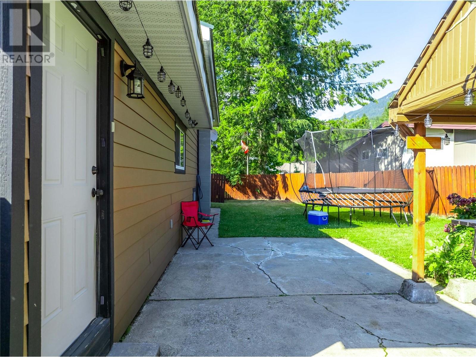 358 Pearkes Drive Property Photo 37