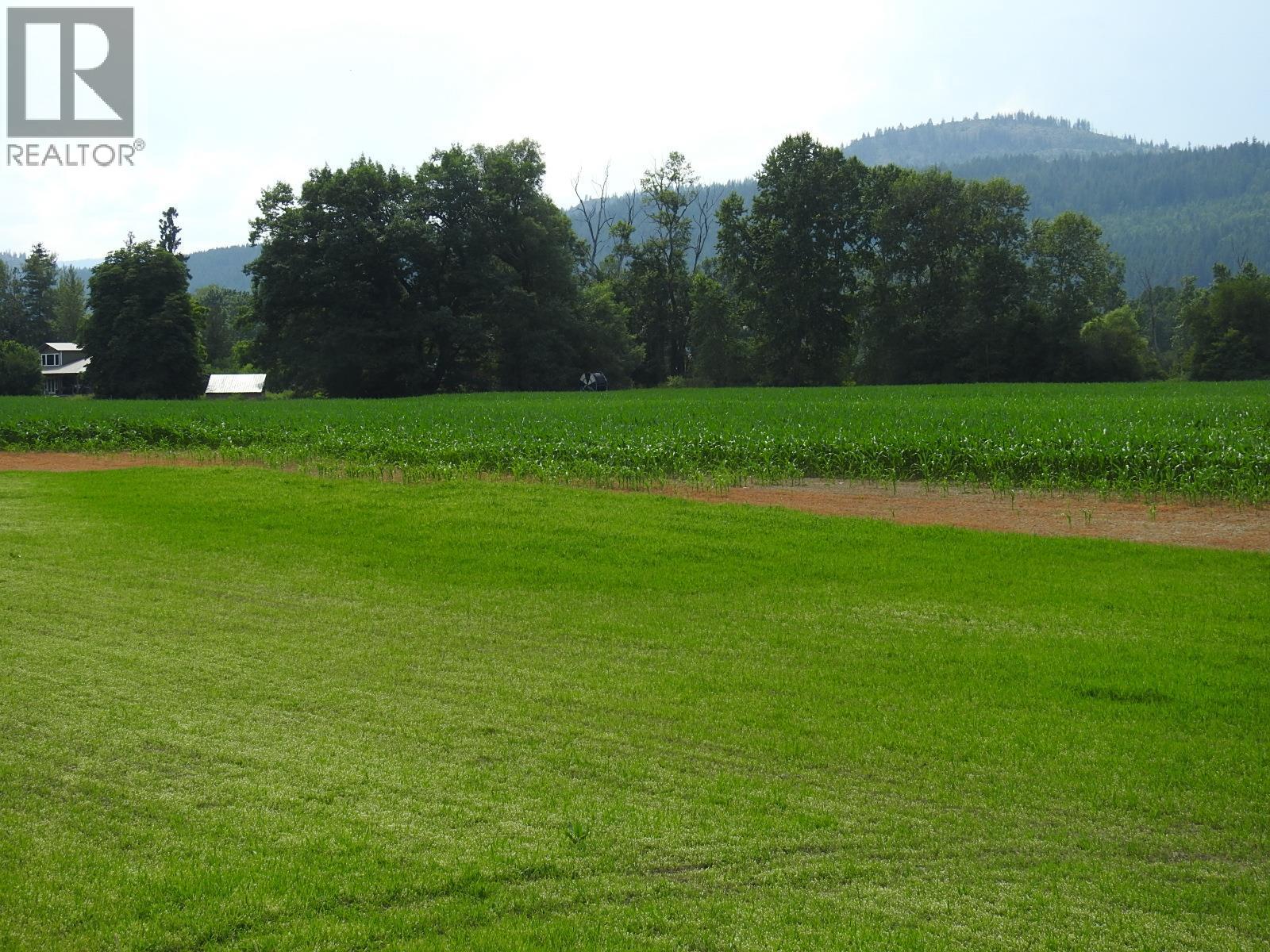 7160 97-a Highway Property Photo 18