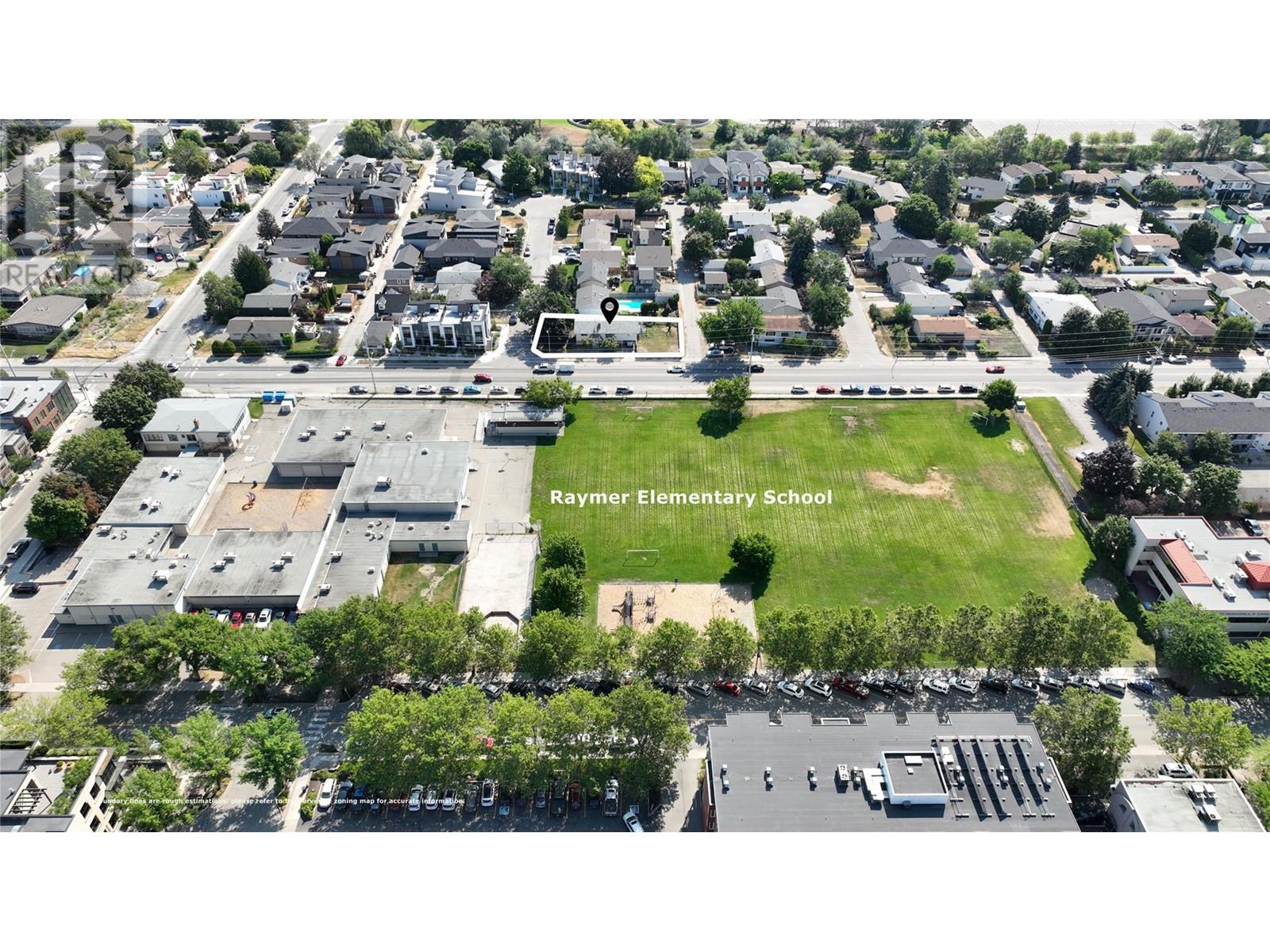 2835 Richter Street Property Photo 5