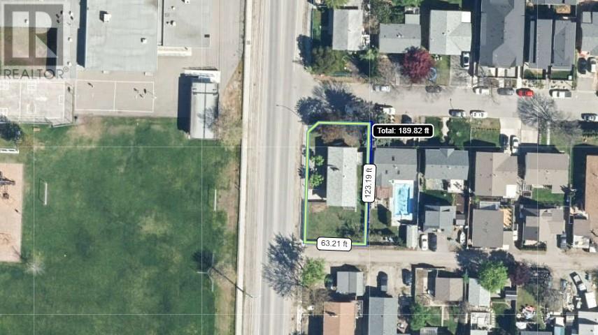 2835 Richter Street Property Photo 11