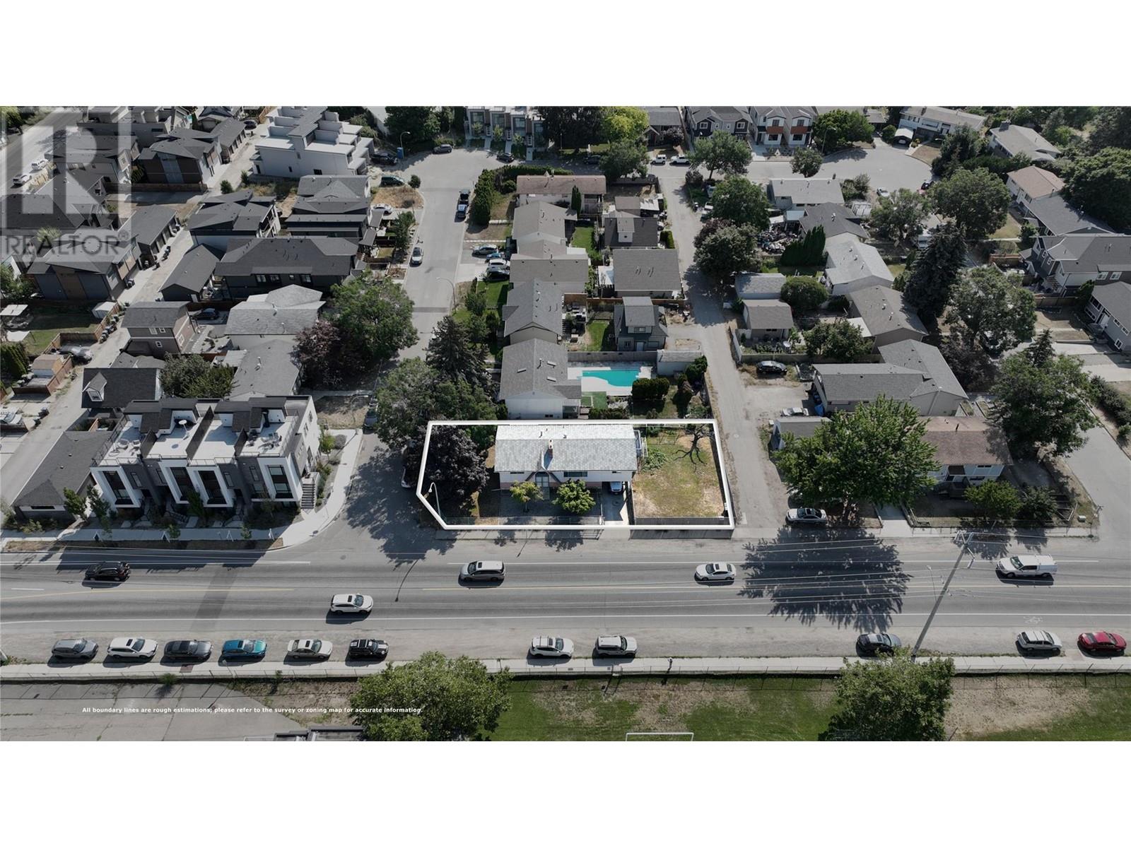 2835 Richter Street Property Photo 14