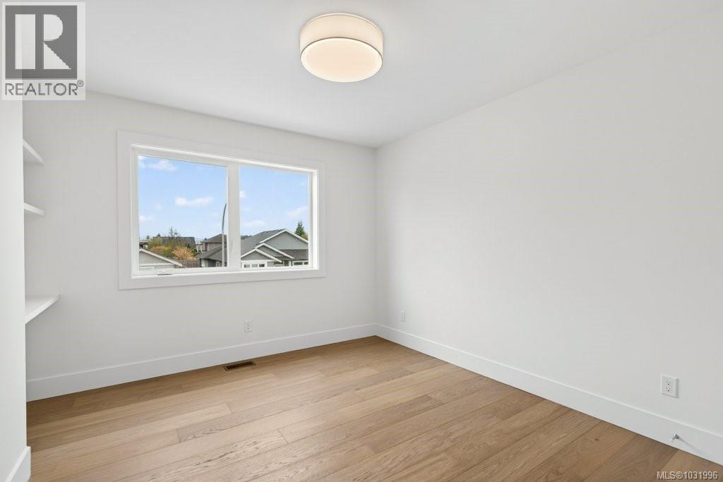 D 875 Grumman Pl Property Photo 20