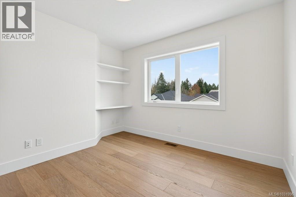 D 875 Grumman Pl Property Photo 23