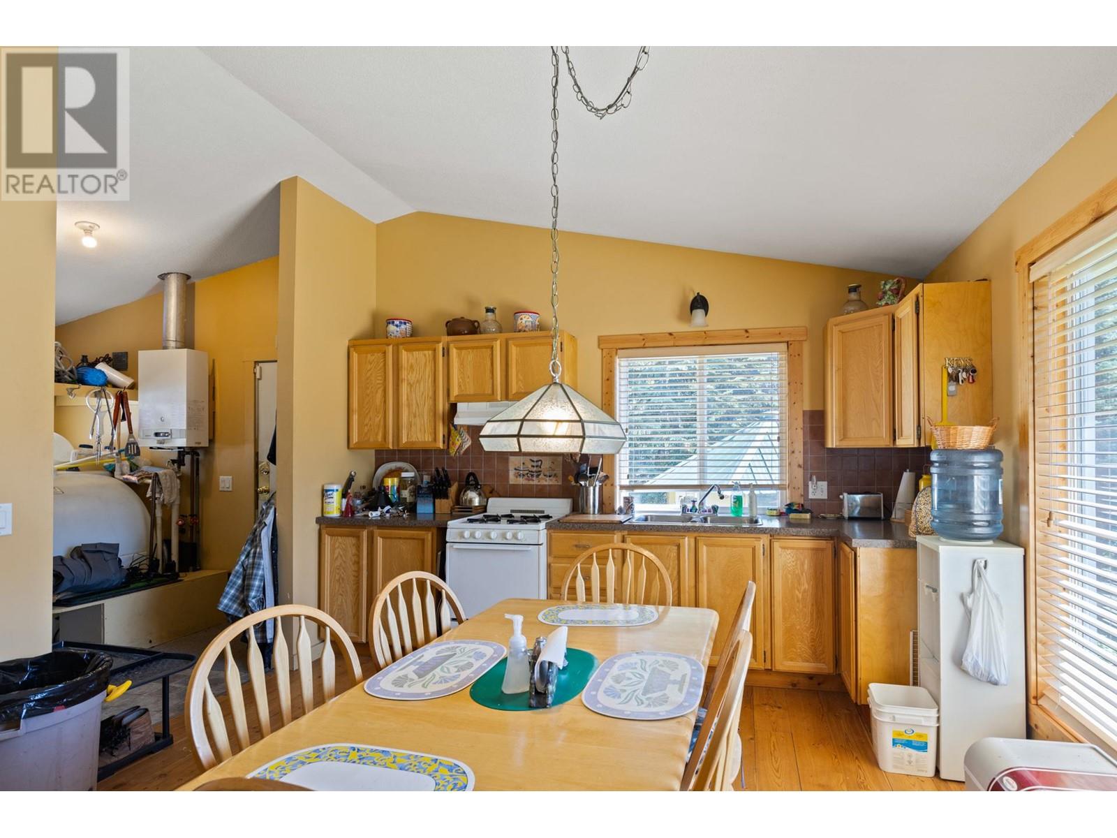 Block A Crooked Lake Property Photo 18