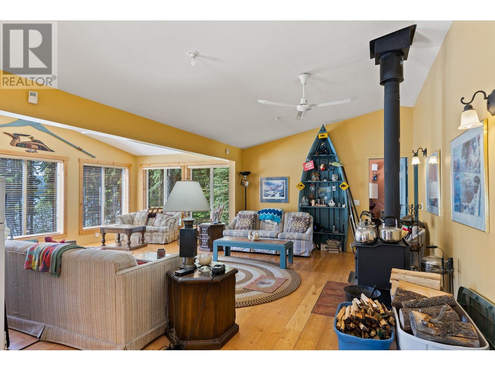 Block A Crooked Lake Property Photo 23