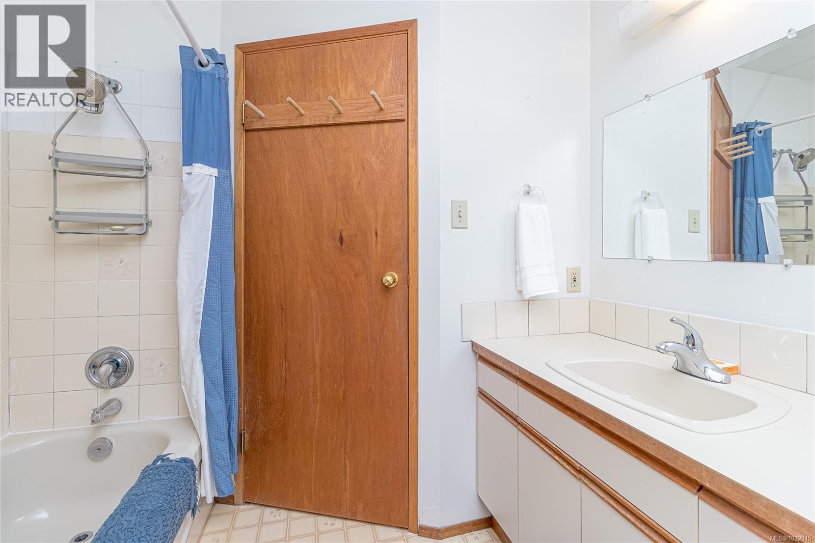 9975 Victoria Rd Property Photo 30