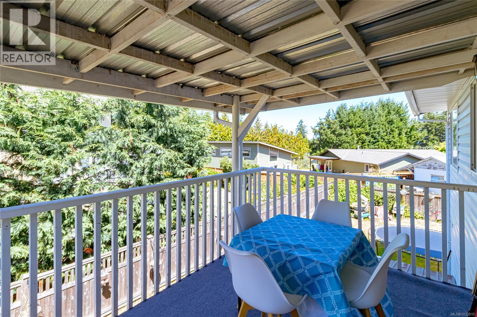 9975 Victoria Rd Property Photo 36