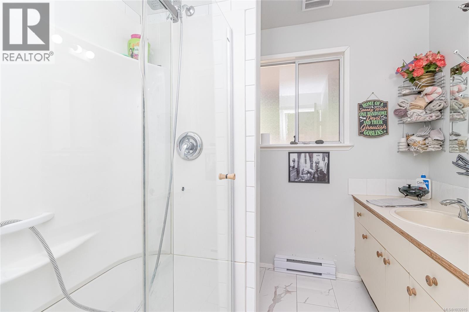 9975 Victoria Rd Property Photo 60