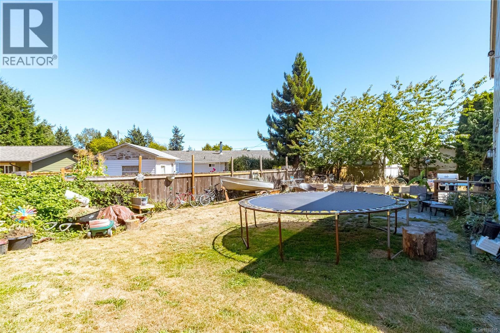 9975 Victoria Rd Property Photo 65