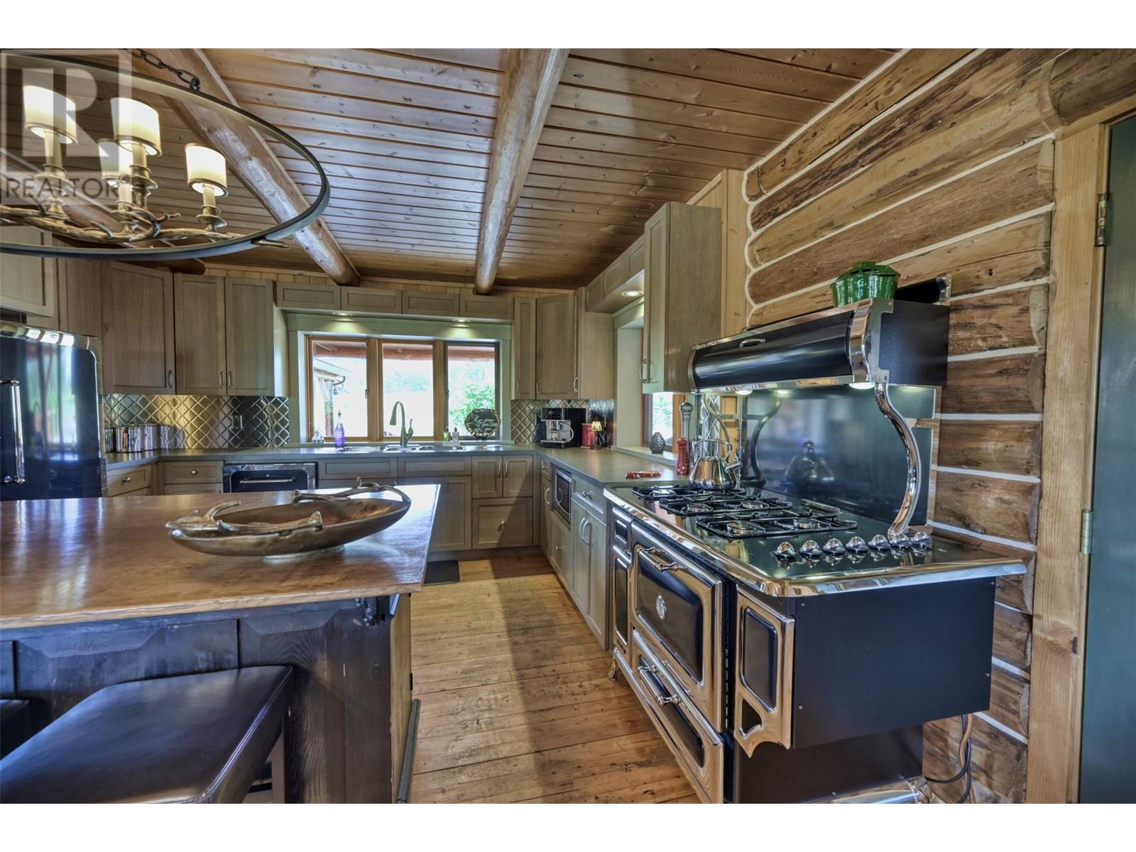 1000 Halfway Lake Road Property Photo 12