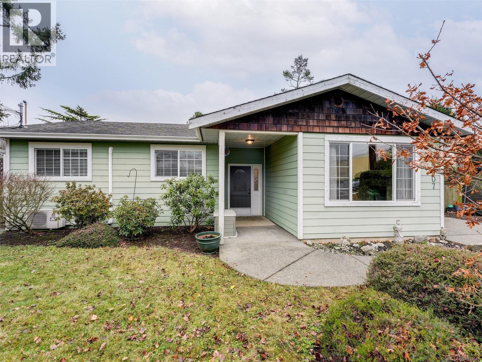 9907 Galaran Rd Property Photo 1