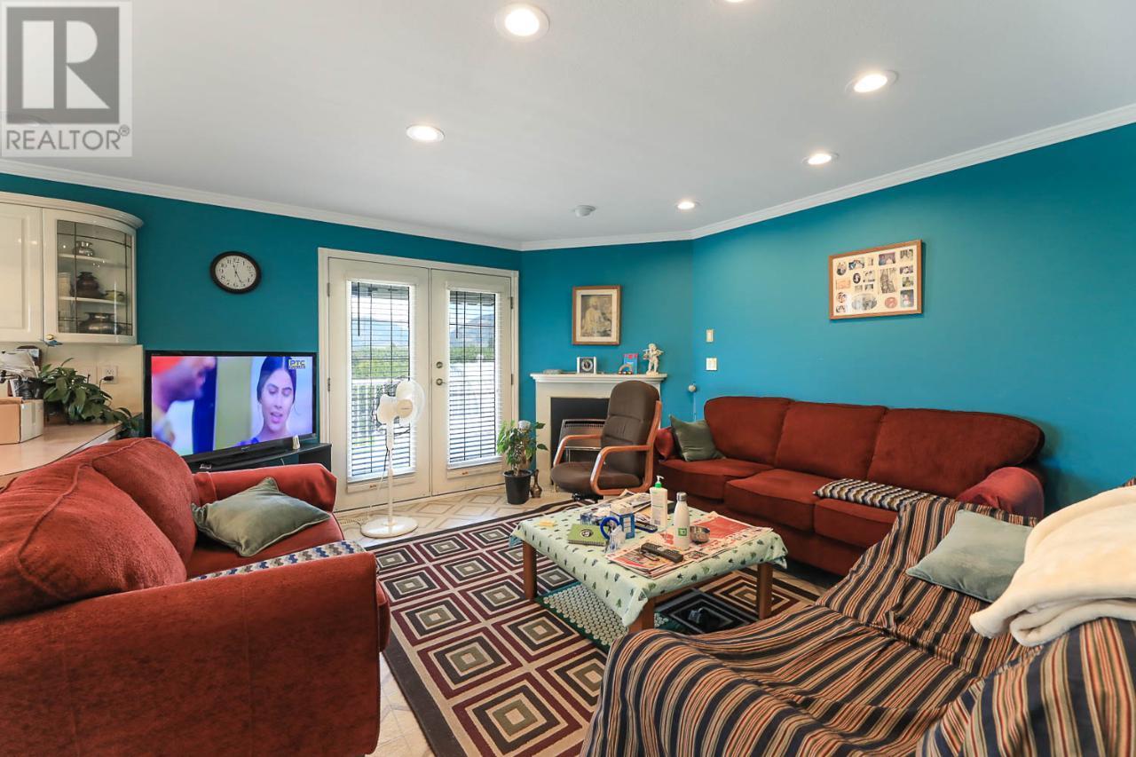 1260 Broughton Avenue Property Photo 31