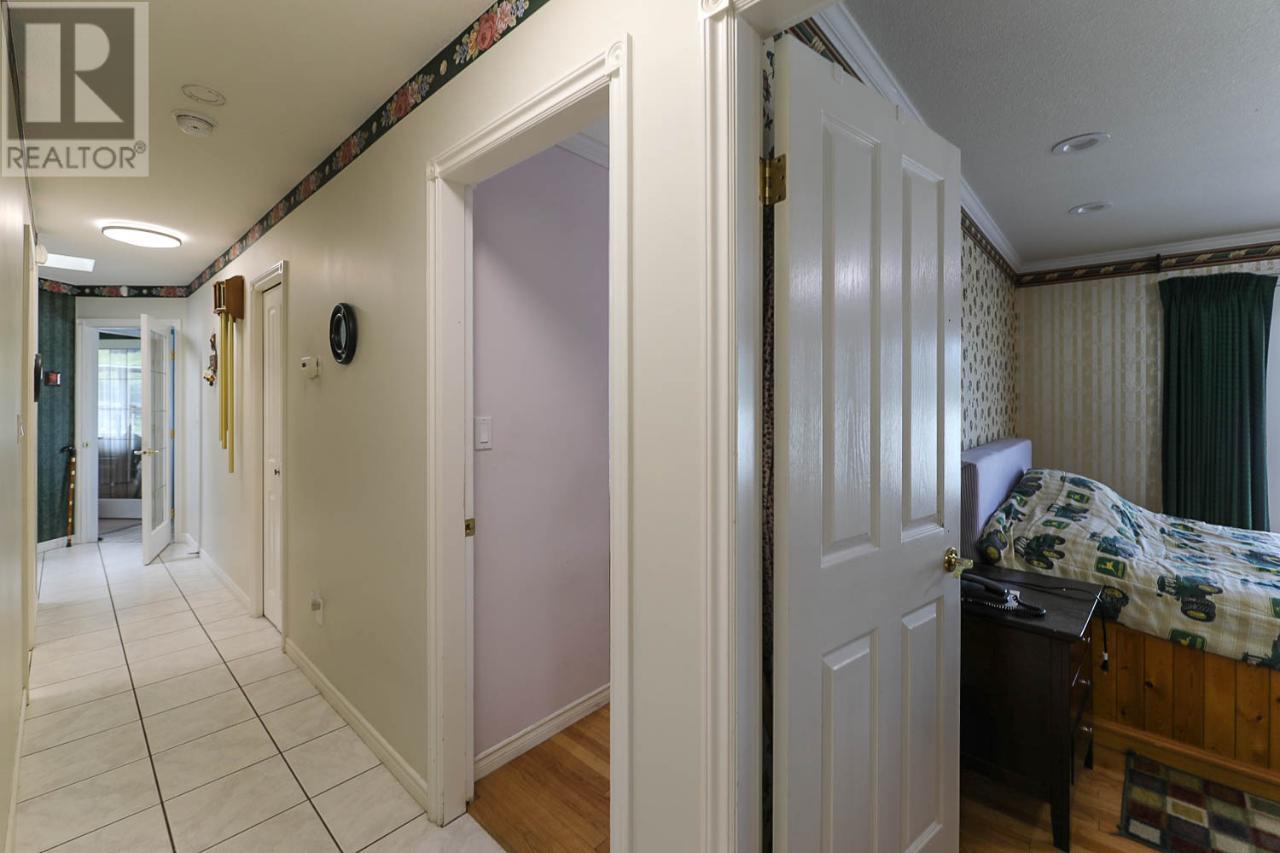 1260 Broughton Avenue Property Photo 37