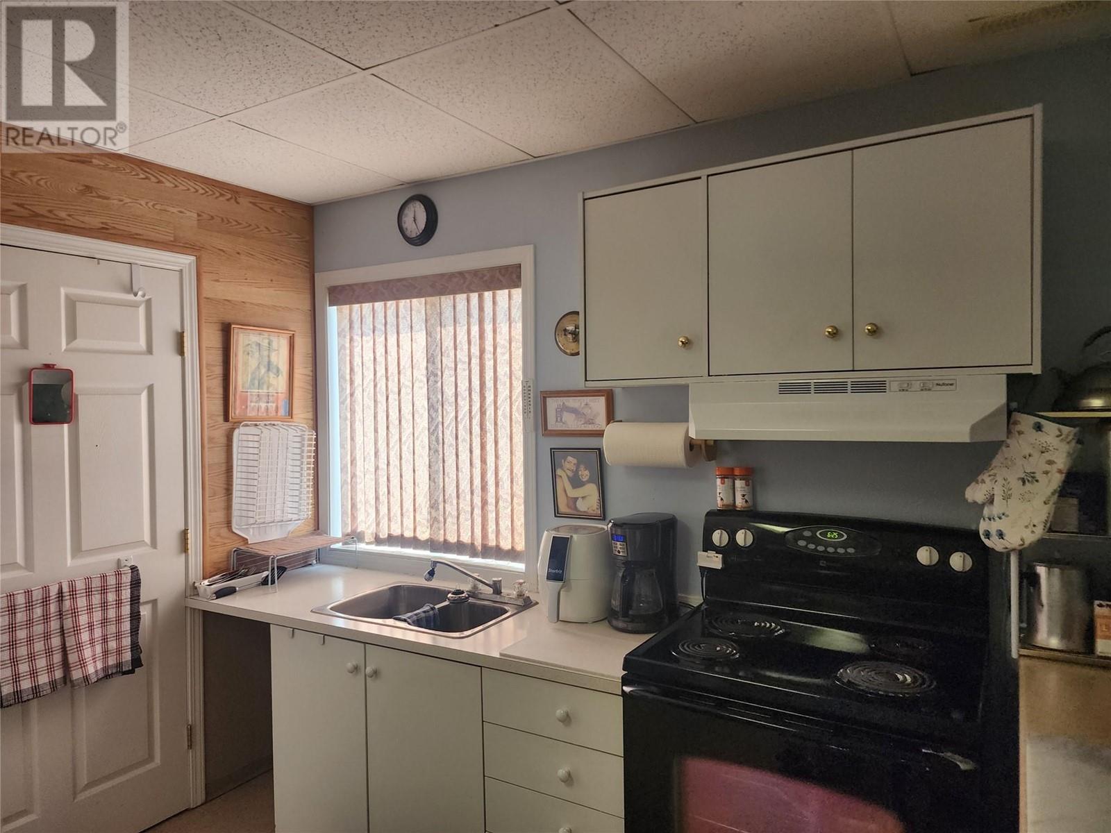 5683 97 Highway N Property Photo 28
